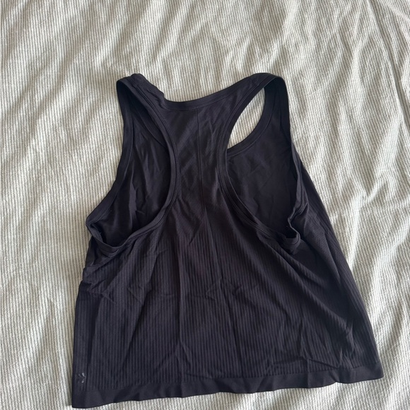 Workout Tank top bundle size Medium - Picture 10 of 10